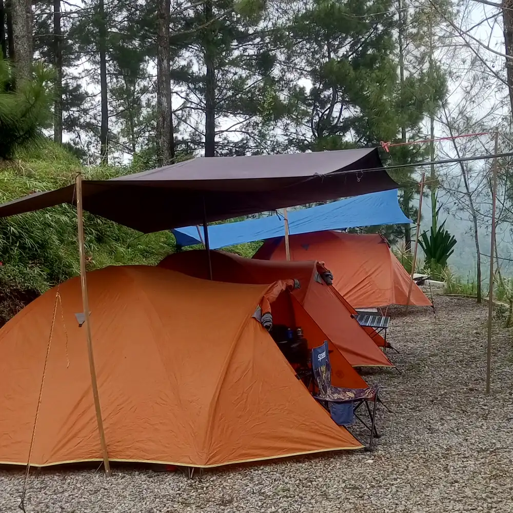 Lahan Ground Camping Batu Sunrise Camp Yang Luas
